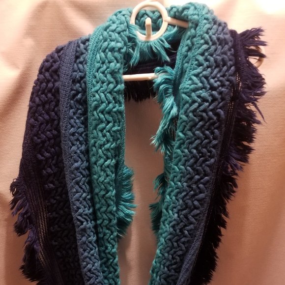 Mix It Accessories - plush two-tone blue Mix It acrylic infinity scarf